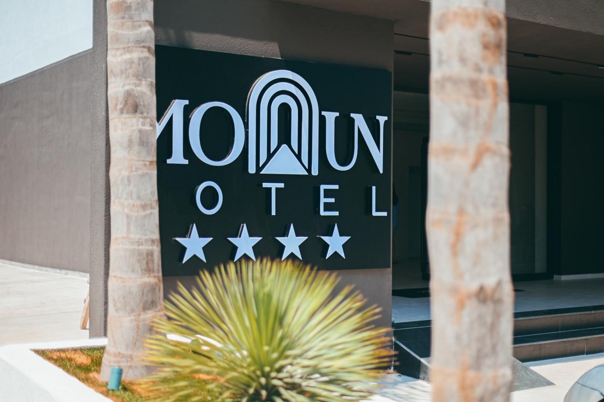 Monun Hotel Ксаміл Екстер'єр фото