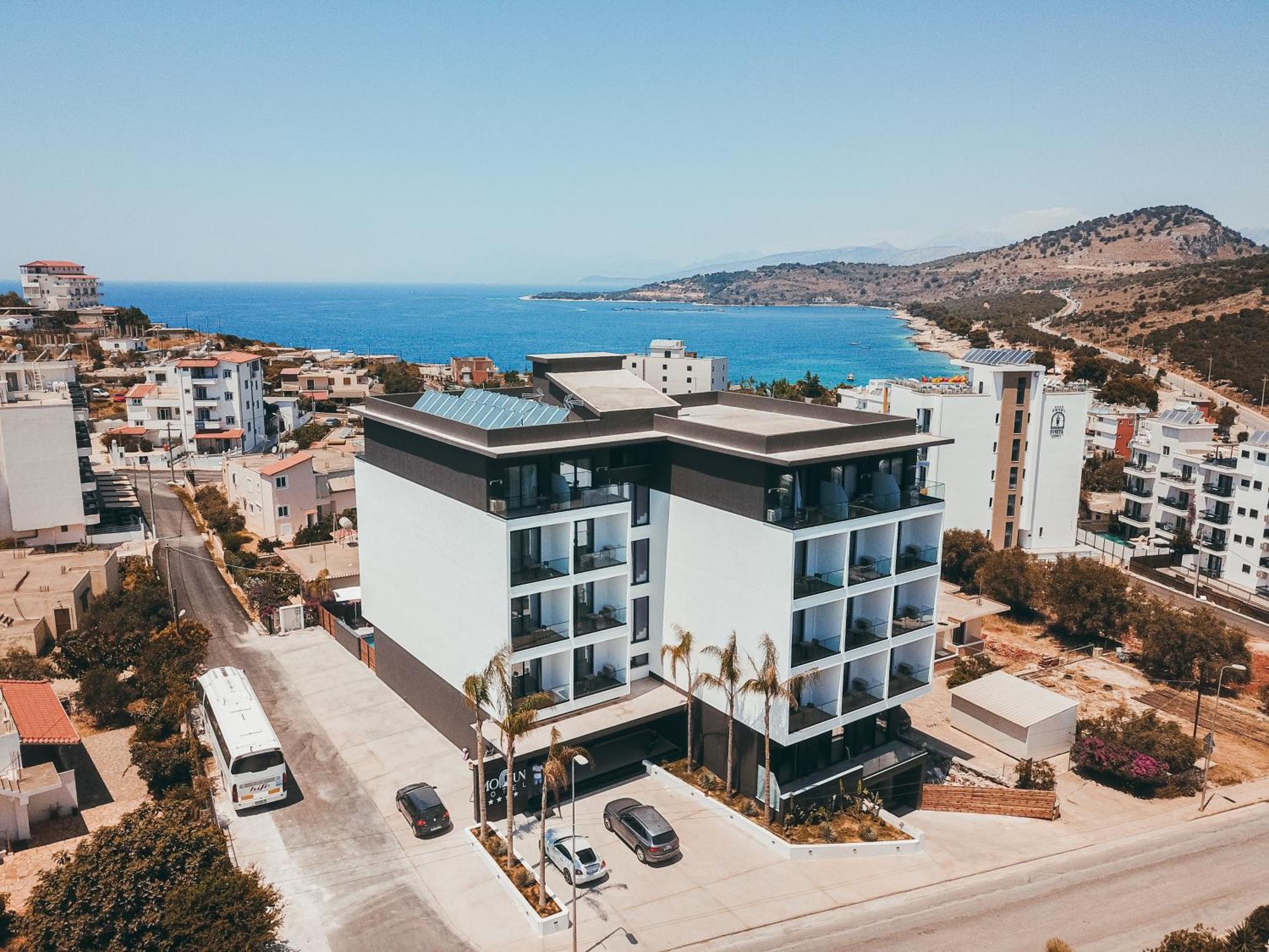 Monun Hotel Ксаміл Екстер'єр фото
