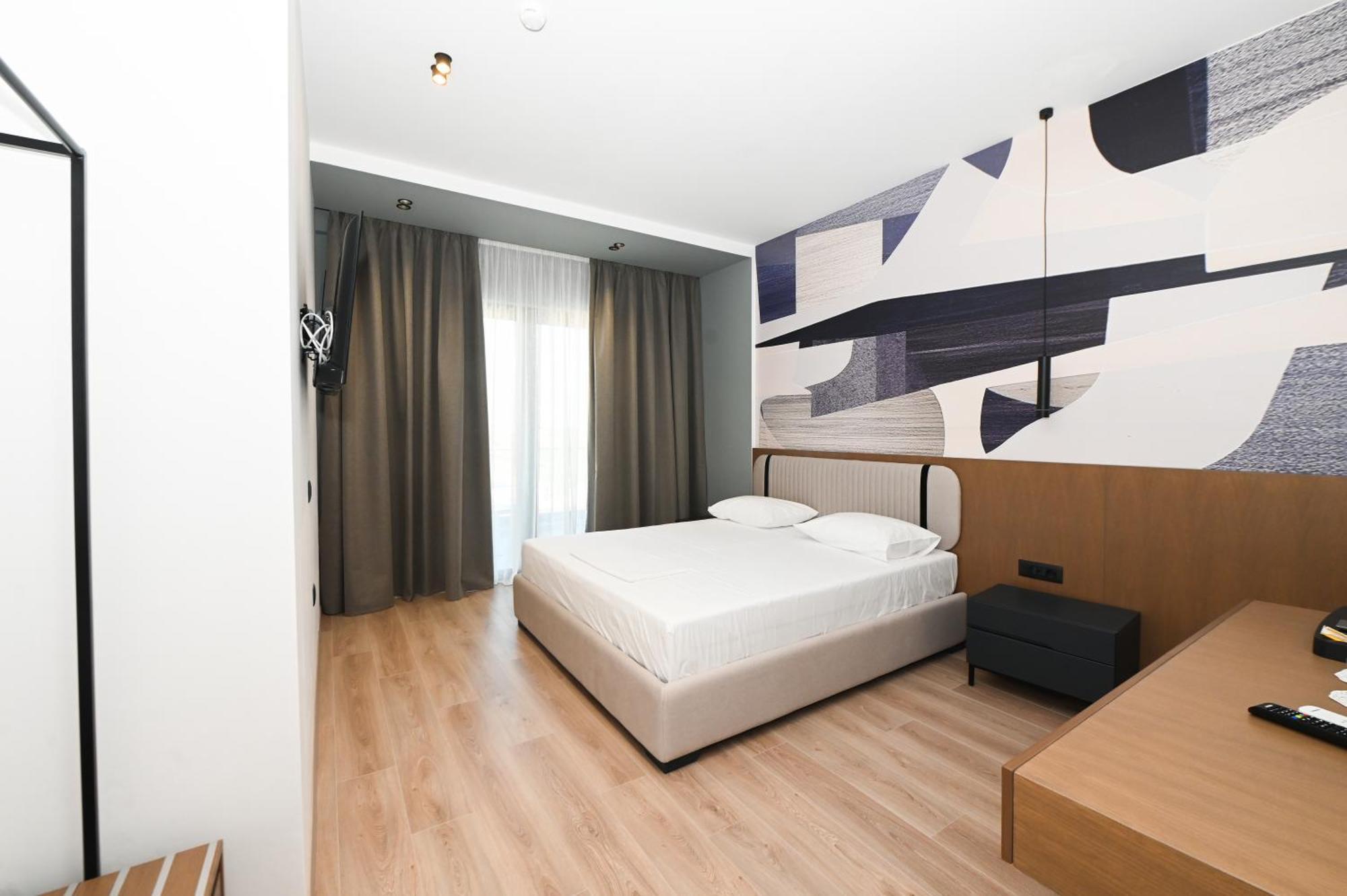 Monun Hotel Ксаміл Екстер'єр фото